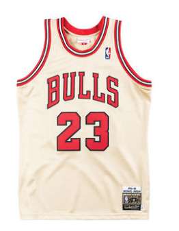 Chicago Bulls 95/96 JORDAN #23 White Classics Basketball Jersey (Stitched)