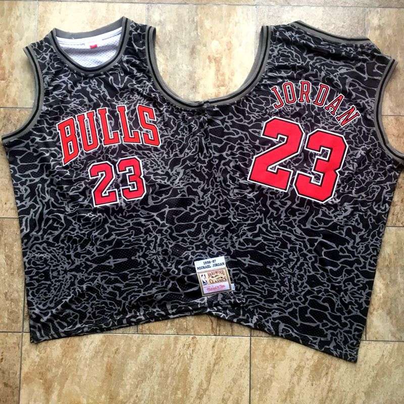 Chicago Bulls 96/97 JORDAN #23 Black Classics Basketball Jersey (Closely Stitched)