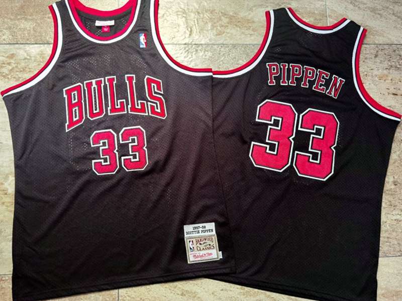 Chicago Bulls 97/98 PIPPEN #33 Black Classics Basketball Jersey (Closely Stitched)