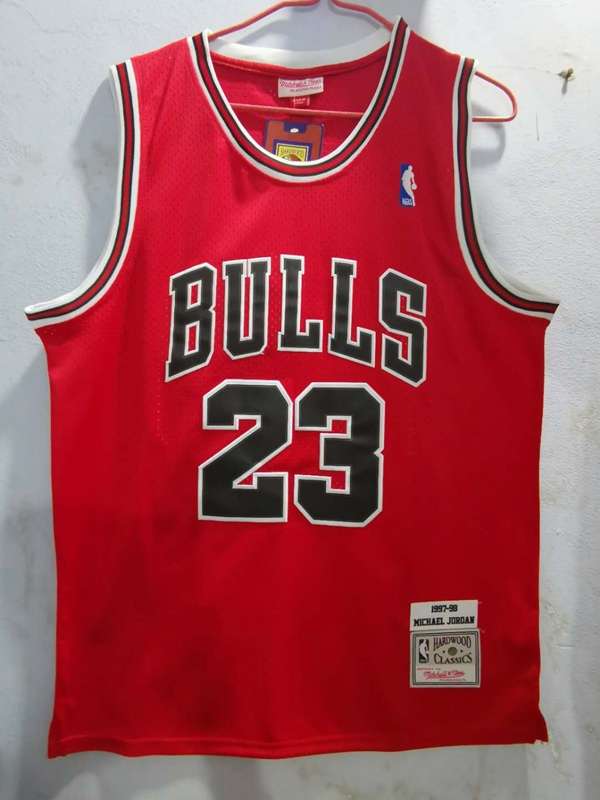 Chicago Bulls 97/98 JORDAN #23 Red Classics Basketball Jersey (Stitched)