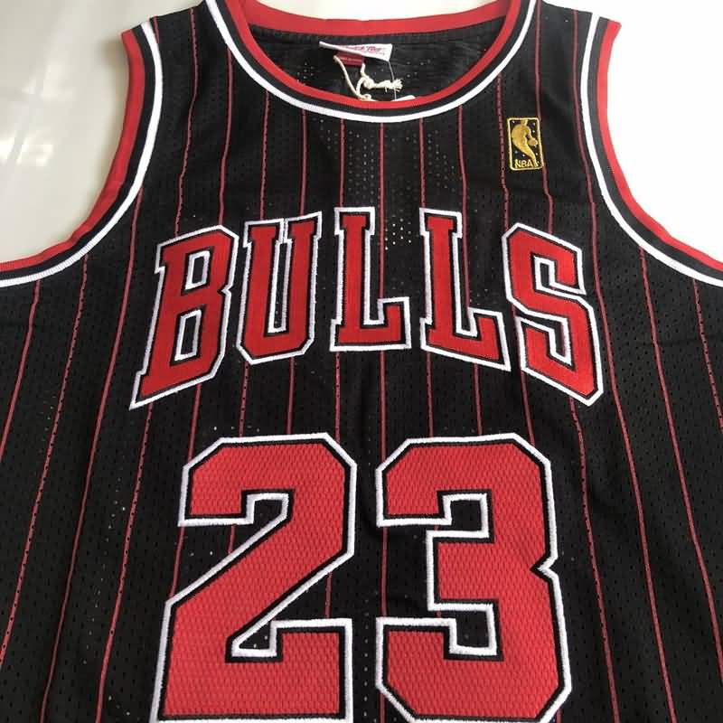 Chicago Bulls 1996/97 JORDAN #23 Black Classics Basketball Jersey ...