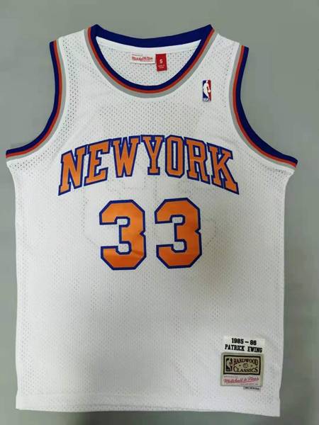 New York Knicks 1985/86 EWING #33 White Classics Basketball Jersey (Stitched)