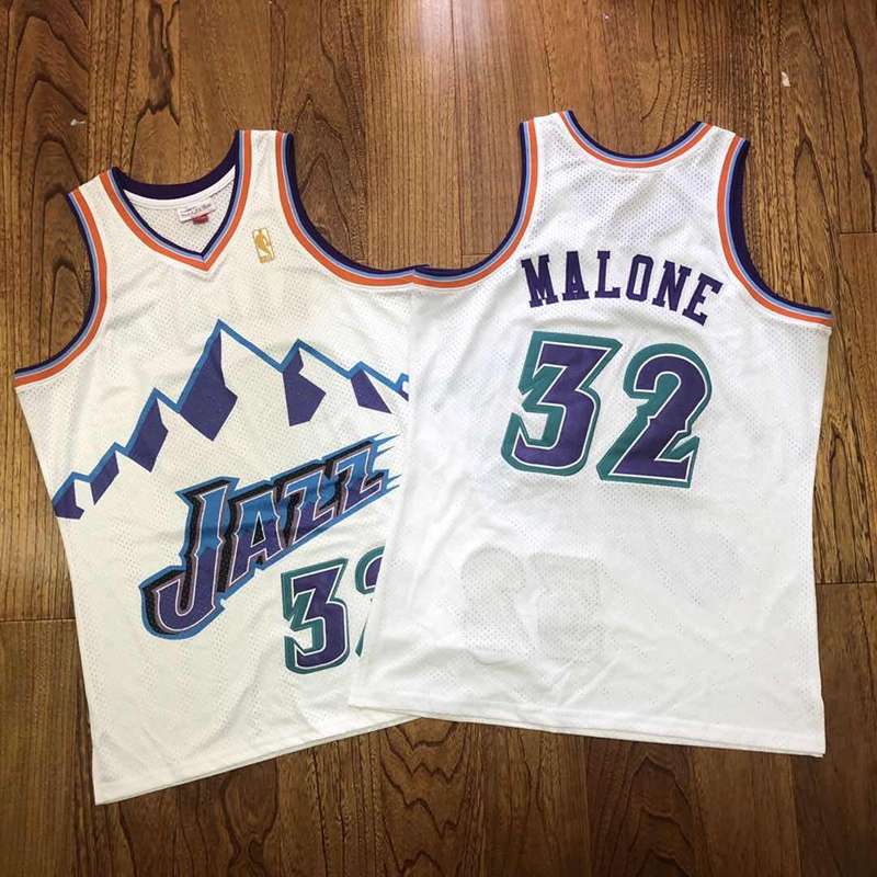 Utah Jazz 96/97 MALONE #32 White Classics Basketball Jersey (Closely Stitched)