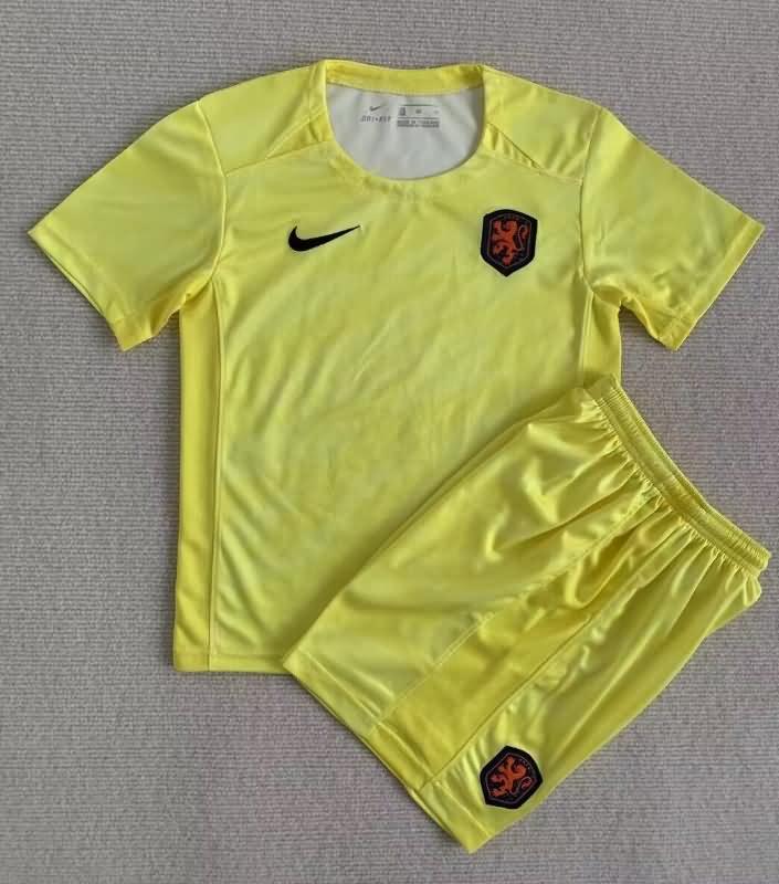 Netherlands 2023 Kids Goalkeeper Yellow Soccer Jersey And Shorts