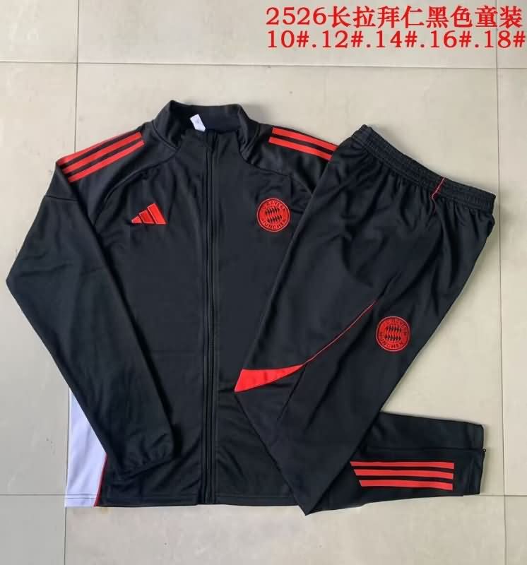 Bayern Munich 24/25 Kids Black Soccer Tracksuit 02