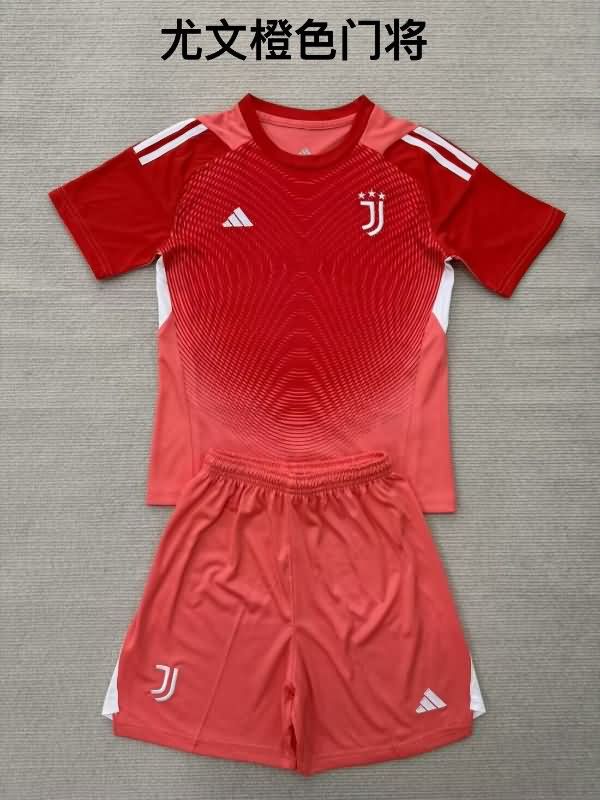 Juventus 25/26 Kids Goalkeeper Red Soccer Jersey And Shorts