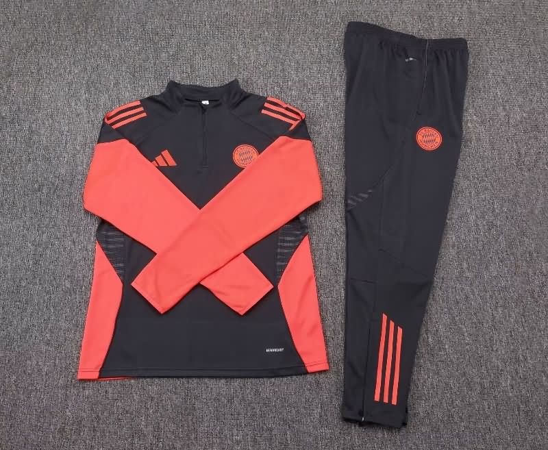AAA(Thailand) Bayern Munich 25/26 Black Soccer Tracksuit 02