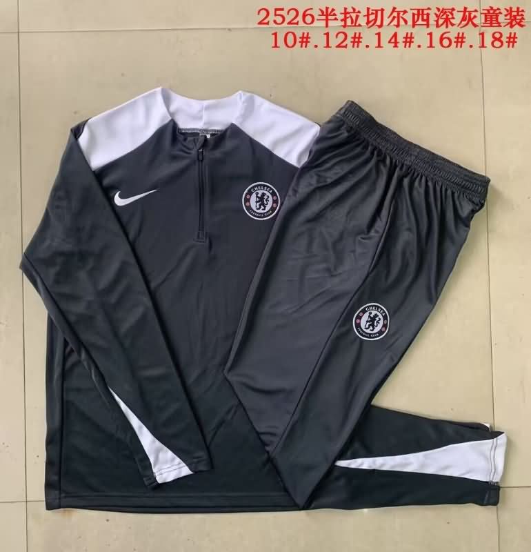 Chelsea 25/26 Kids Black Soccer Tracksuit 02