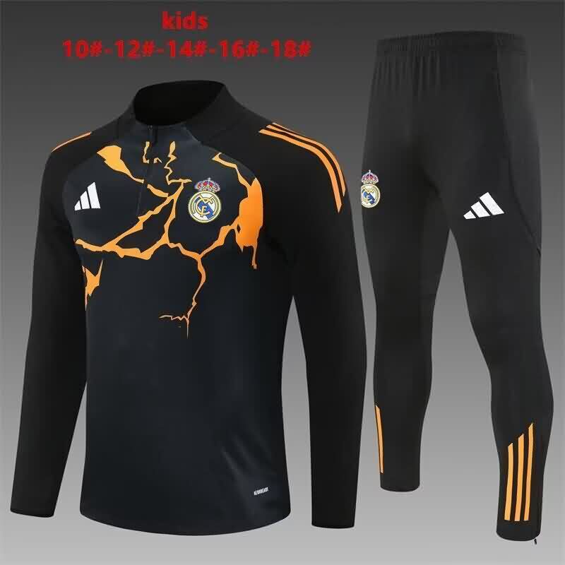 Real Madrid 25/26 Kids Black Soccer Tracksuit 02
