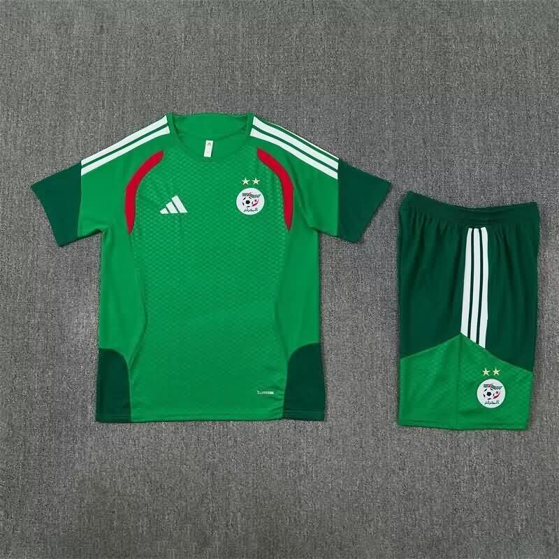 AAA(Thailand) Algeria 2026 Green Soccer Training Sets 02