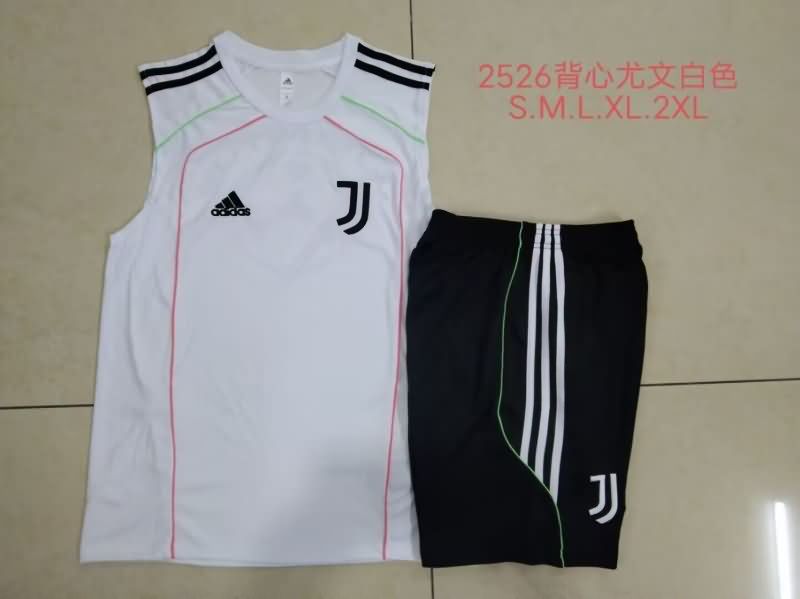 AAA(Thailand) Juventus 25/26 White Soccer Training Sets 02
