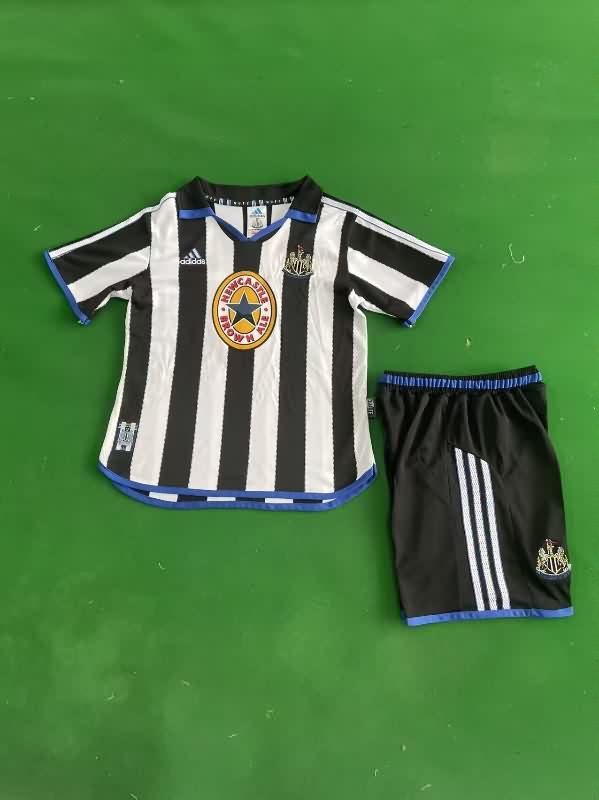 Newcastle United 1999/00 Kids Home Soccer Jersey And Shorts