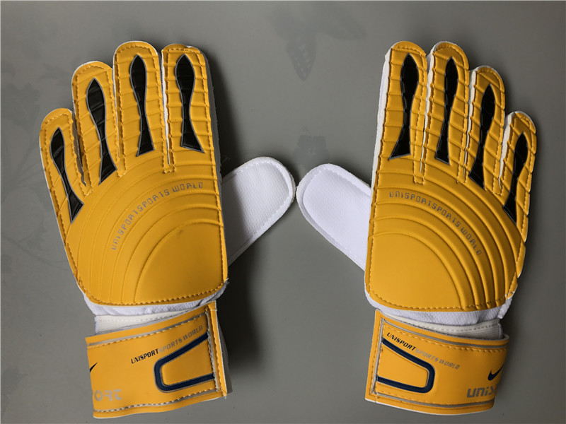 AAA(Thailand) NK Soccer Glove-012