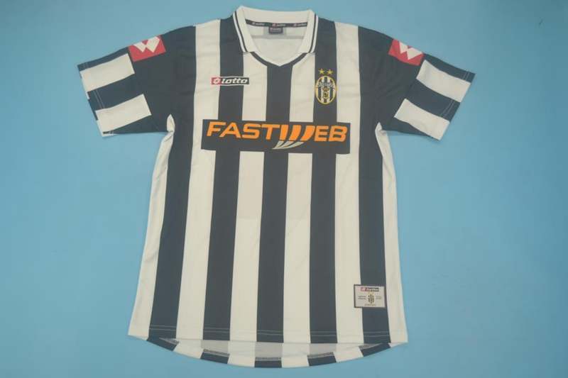 AAA(Thailand) Juventus 01/02 Home Retro Soccer Jersey