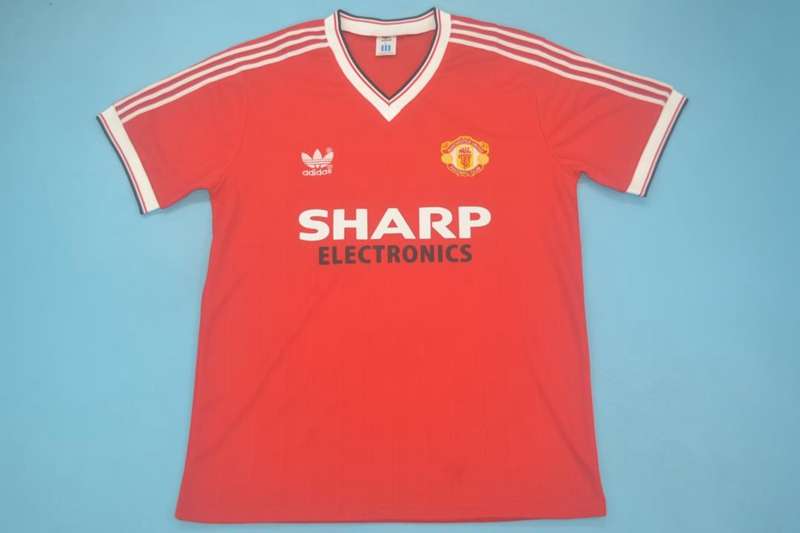 AAA(Thailand) Manchester United 1982/83 Home Retro Soccer Jersey