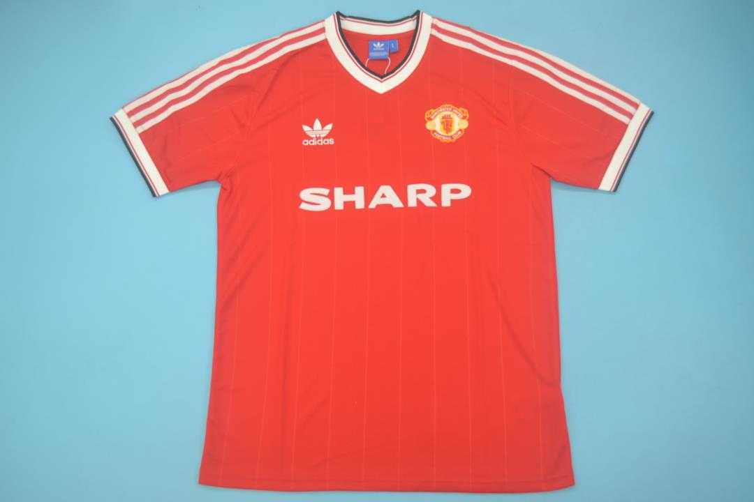 AAA(Thailand) Manchester United 1983/84 Home Retro Soccer Jersey