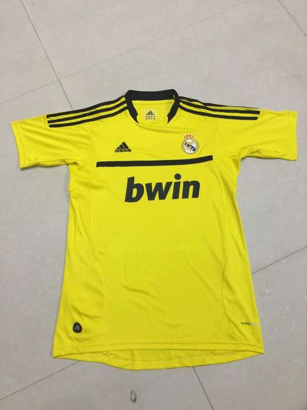 AAA(Thailand) Real Madrid 11/12 Retro Goalkeeper Yellow Soccer Jersey
